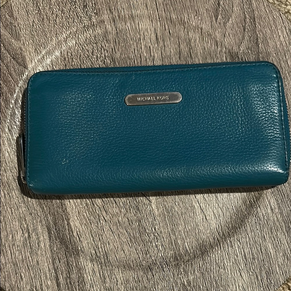 Micheal Kors Vintage Teal Wallet